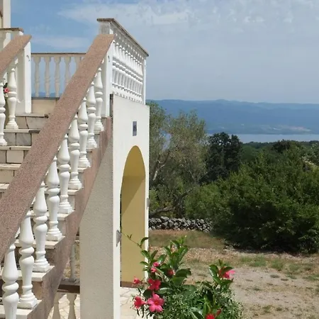 Hilltop Villa Risika Exterior photo