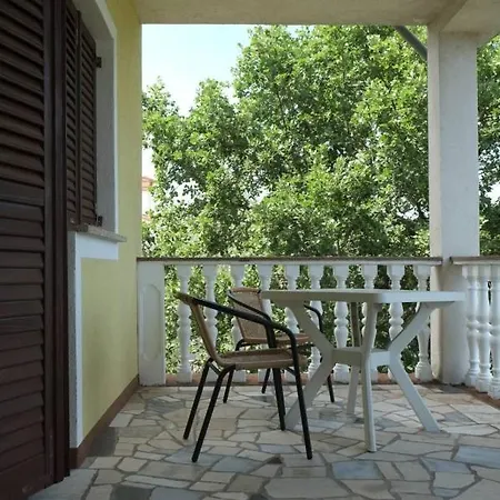 Hilltop Villa Risika Exterior photo