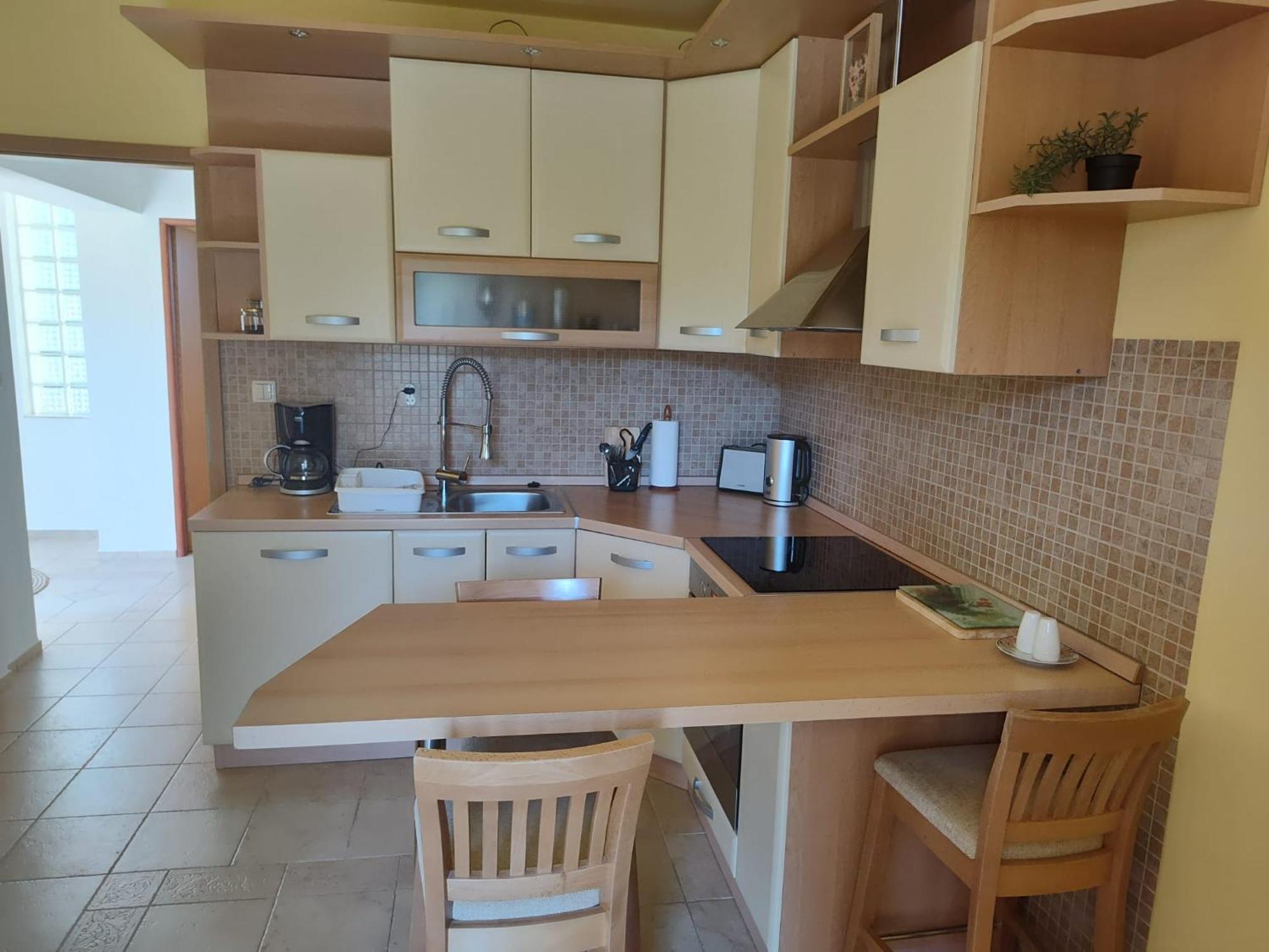 Hilltop Apartmán