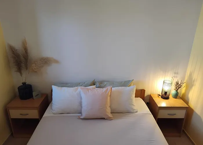Hilltop Villa Risika