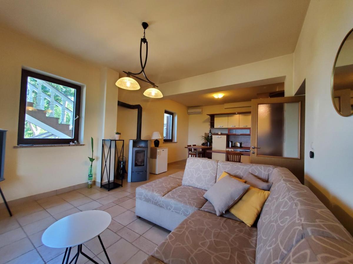 Apartment Hilltop Risika
